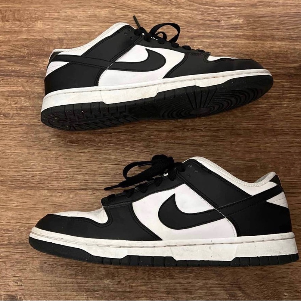 Nike Panda dunks black and white